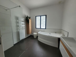  Maison à vendre 4 pièces 215 m²