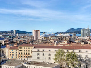  Appartement  vendre 5 pices 110 m Toulon