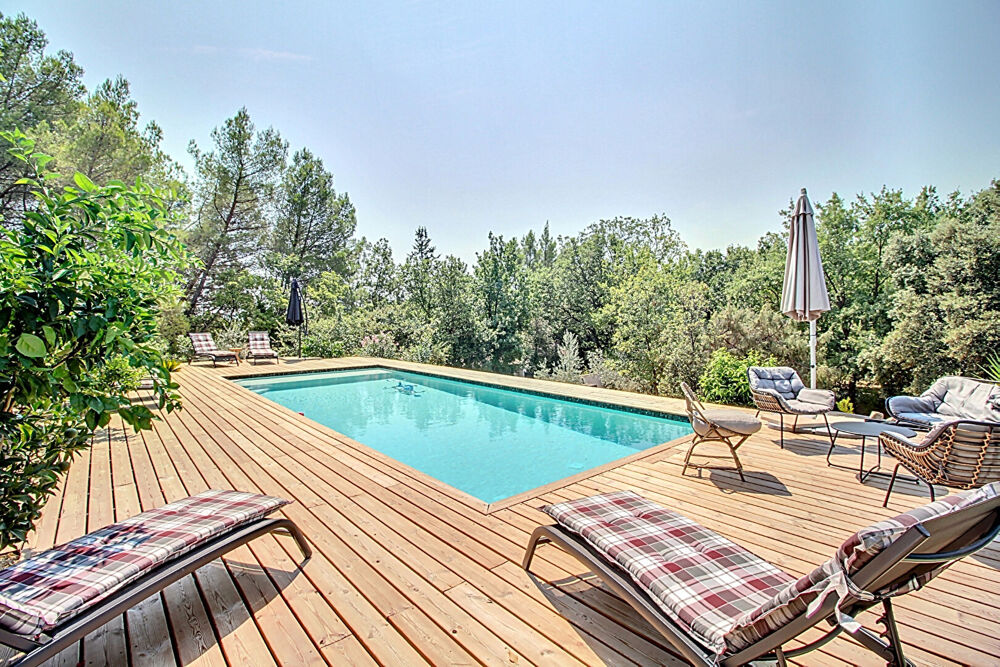 Vente Maison A VENDRE EN EXCLUSIVITÉ ! FIGANIÈRES Maison de plain-pied 126 m² 3 chambres Piscine et terrain de 2074 m² Figanieres