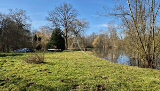  Terrain à vendre 17000 m²