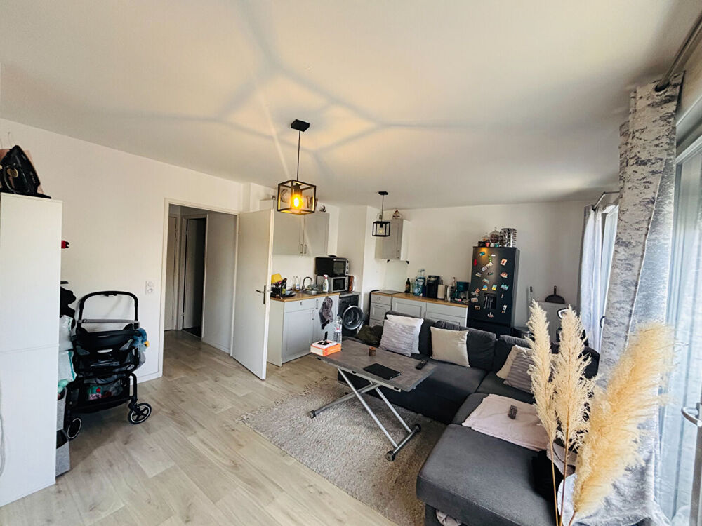 Appartement Bezons 2 pièce(s) 44 m2 a 4 minutes du Tramway T2.