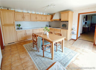  Maison à vendre 8 pièces 242 m²