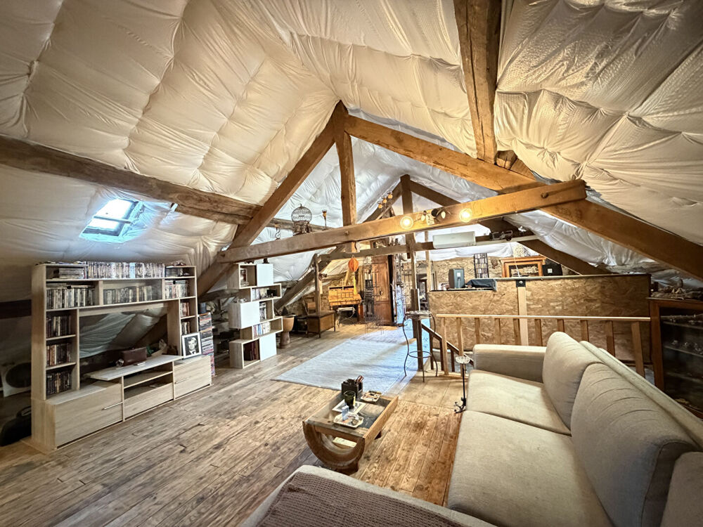 Vente Maison Maison rénovée avec jardin et dépendance  5 chambres possibles  Proche commodités La salvetat peyrales