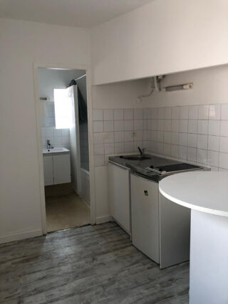  Appartement à louer 1 pièce 15 m²