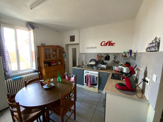  Immeuble à vendre 8 pièces 171 m²