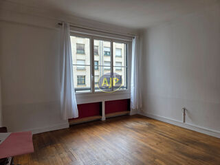   Bureaux 3 pièces sous bail professionnel Nantes Centre (Rue du Calvaire) Nantes
