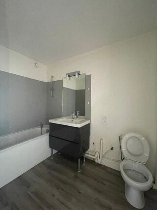  Appartement à louer 1 pièce 35 m²