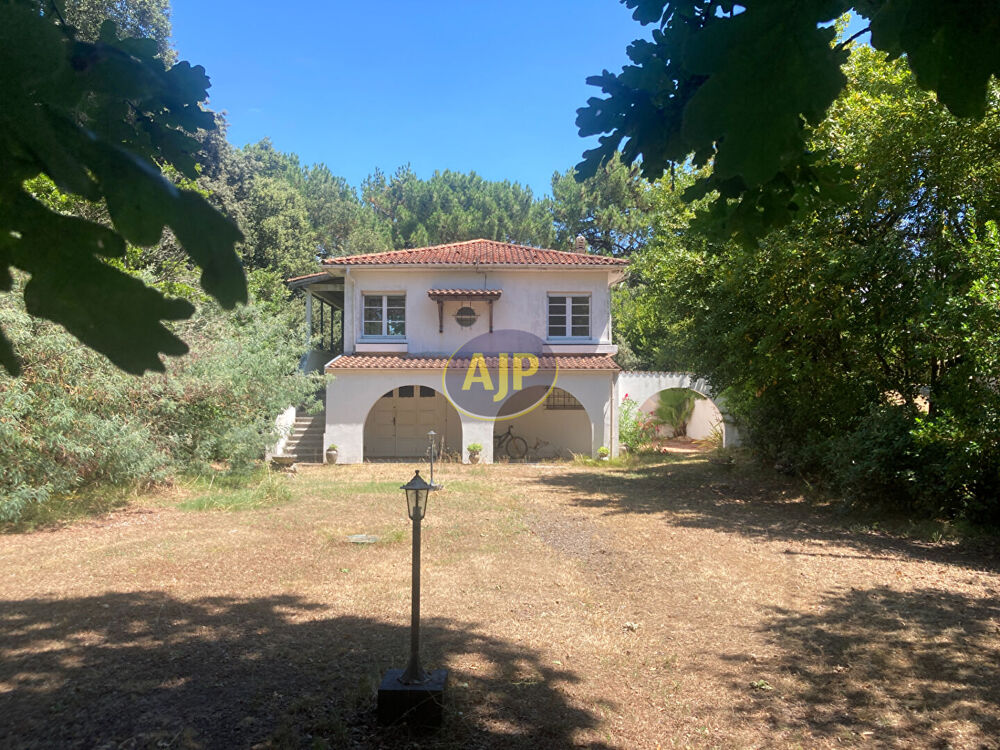Maison 8 pièces 131 m² · à Le Verdon sur Mer · 131 m² · 548 860 €