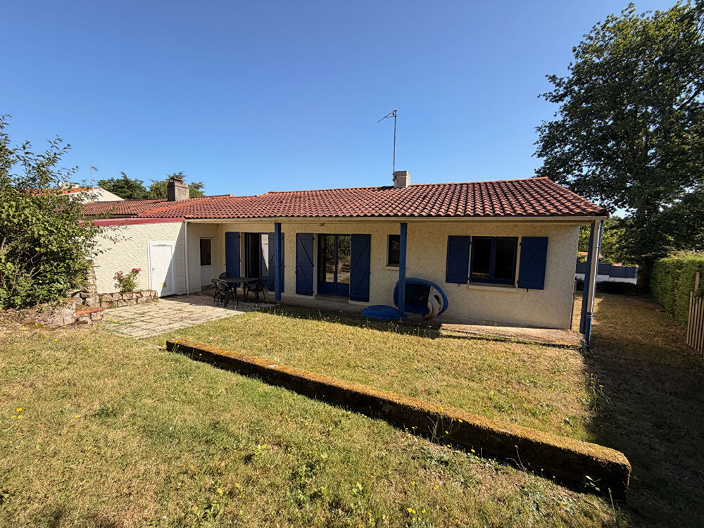 Maison 4 pièces 87 m² · à Montaigu Vendee · 87 m² · 233 250 €