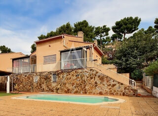  Maison  vendre 8 pices 179 m