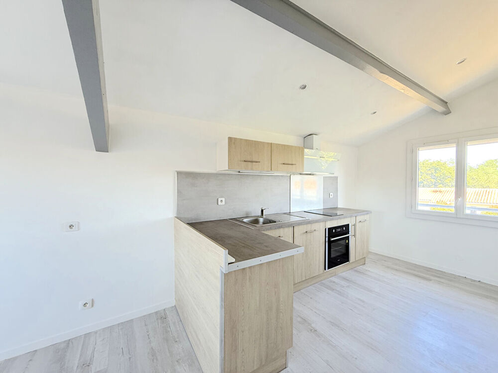 A LOUER APPARTEMENT T3 CLIMATISE AVEC JARDIN - ARTIGUES PRES BORDEAUX