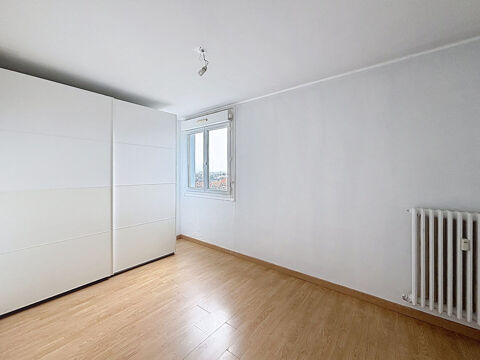  Appartement � louer 4 pi�ces 77 m�