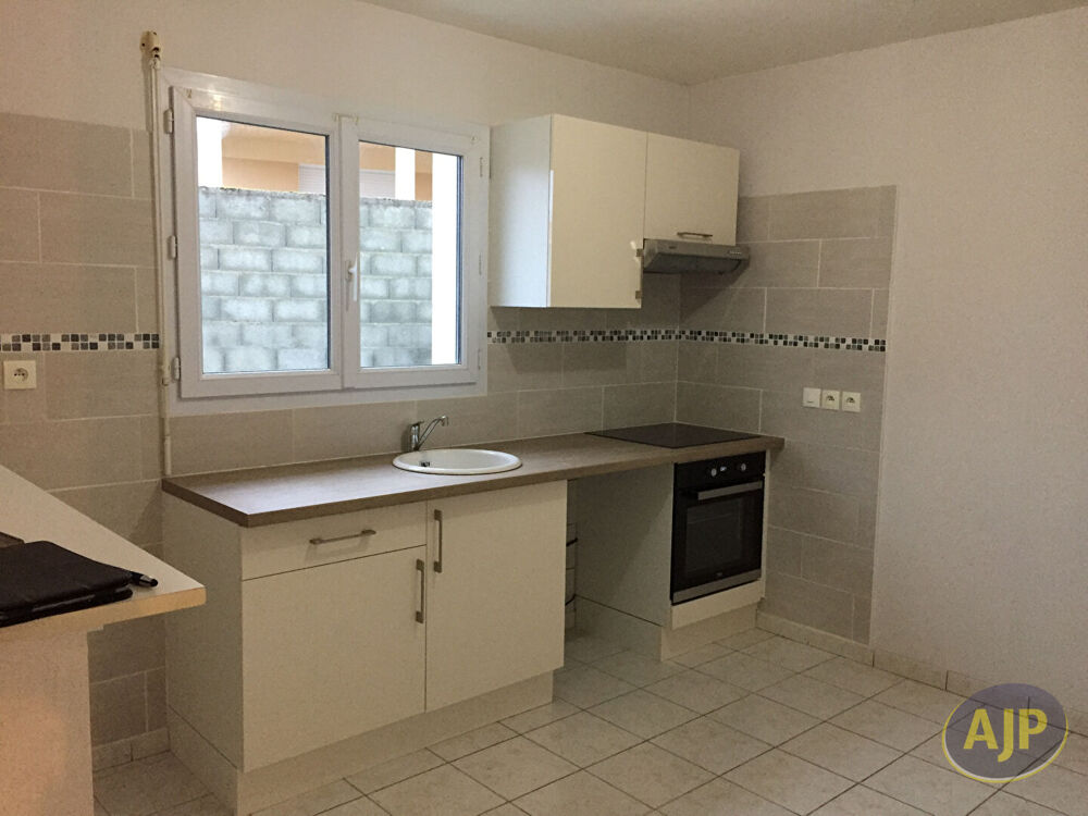 Location Maison Maison Cholet 3 pièce(s) Cholet