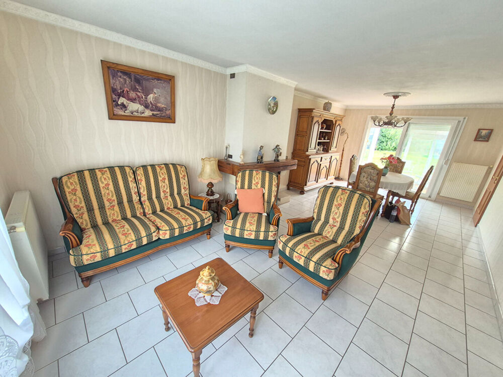 Maison semi individuelle 3 chambres, jardin, garage