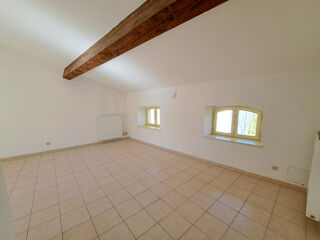  Appartement à louer 2 pièces 62 m²