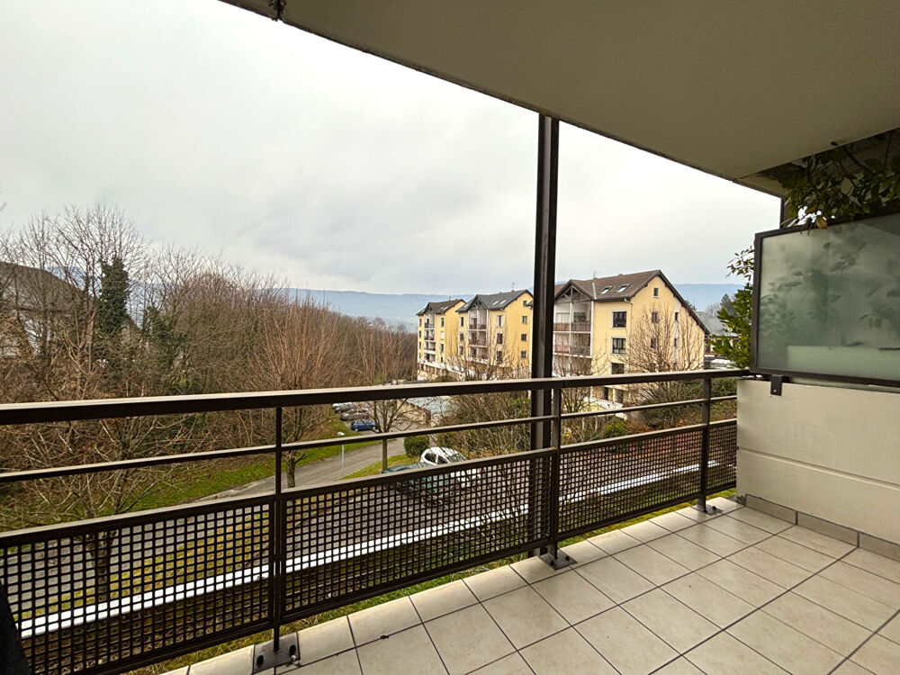 Vente Appartement Appartement lumineux de 2 pièces avec terrasse et garage Chambery