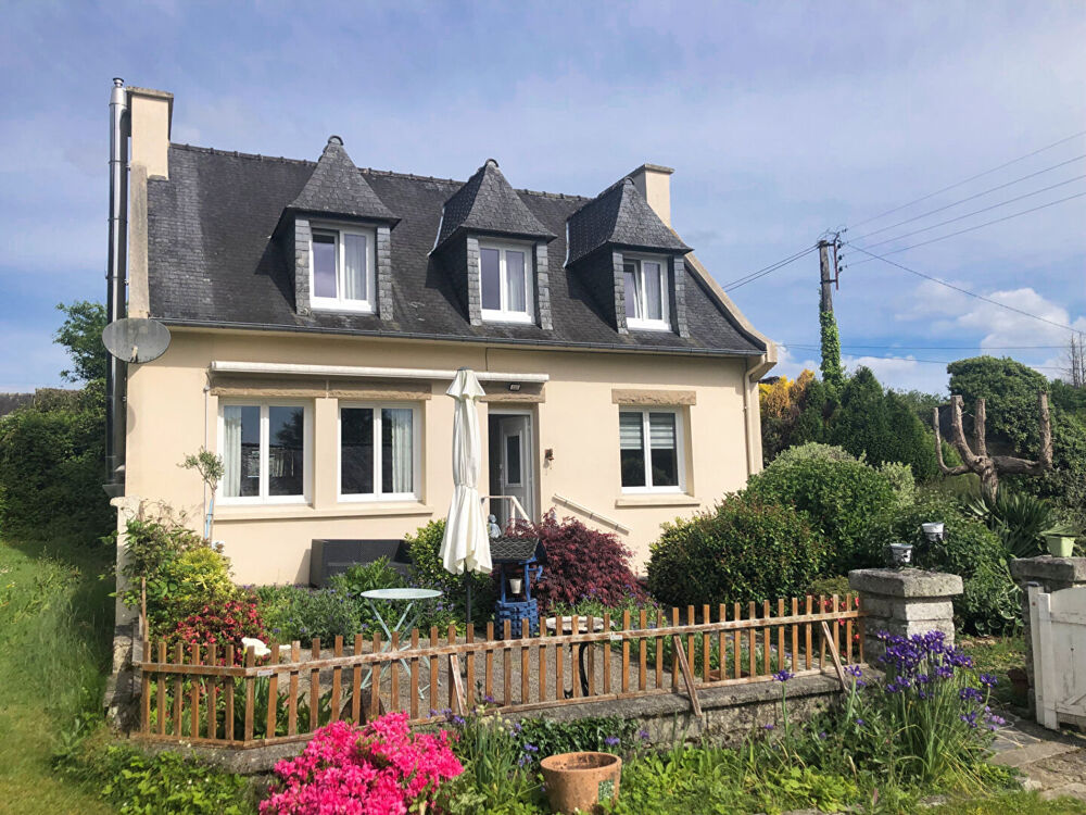 Maison 7 pièces · à Huelgoat · 199 800 €