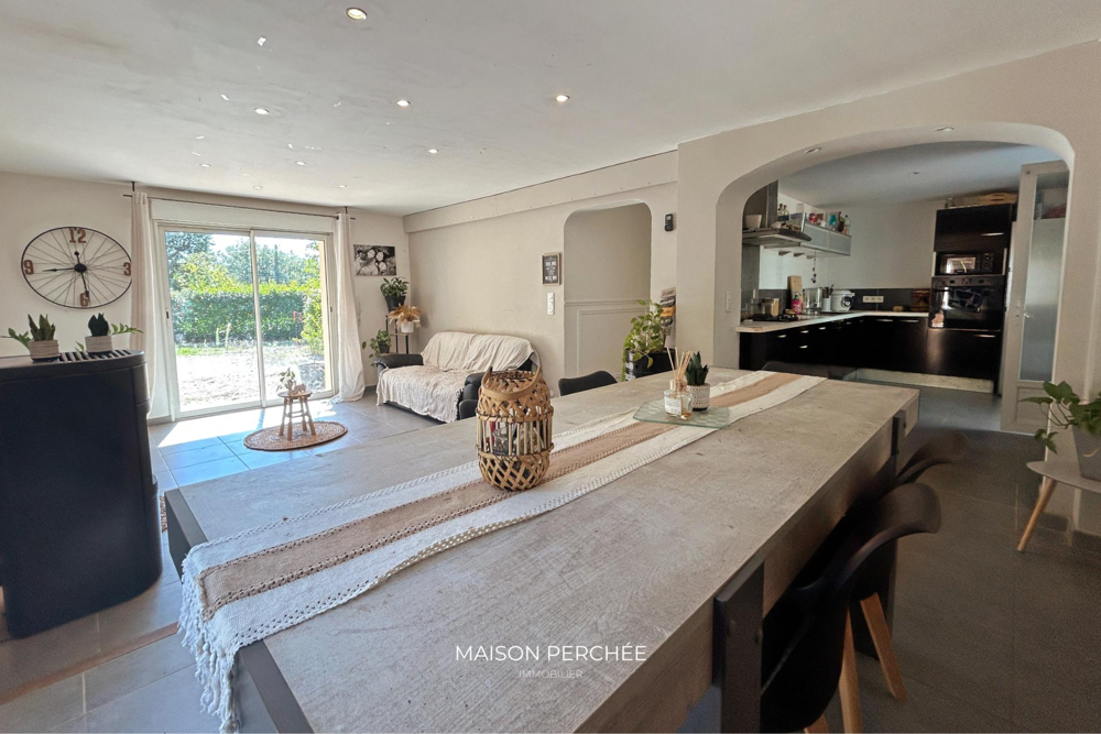 Maison 8 pièces 167 m² · à Trans en Provence · 167 m² · 370 000 €