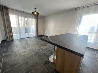  Appartement à louer 3 pièces 60 m²