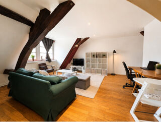  Appartement à louer 4 pièces 89 m²