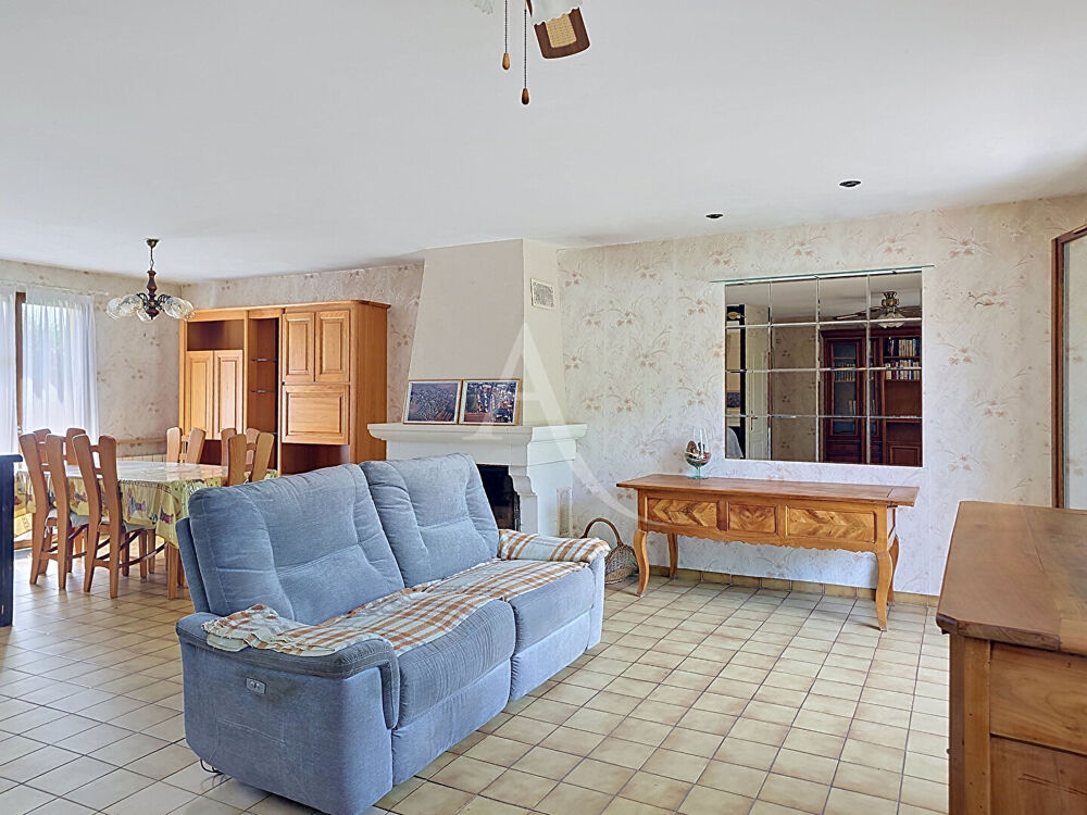 Vente Maison Maison 5 pièces 102 m² - 3 chambres - Jardin -  Longnes - Fort potentiel ! Longnes