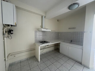  Maison à louer 4 pièces 83 m²