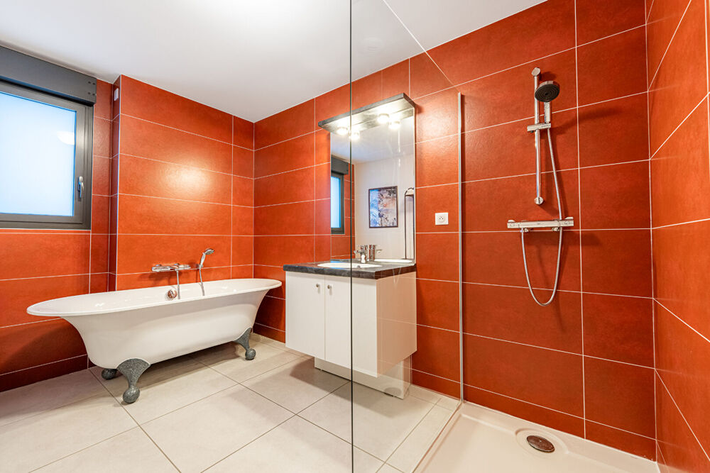 à vendre  Appartement Aix-les-Bains (73100)