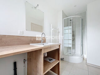  Appartement à louer 2 pièces 58 m²