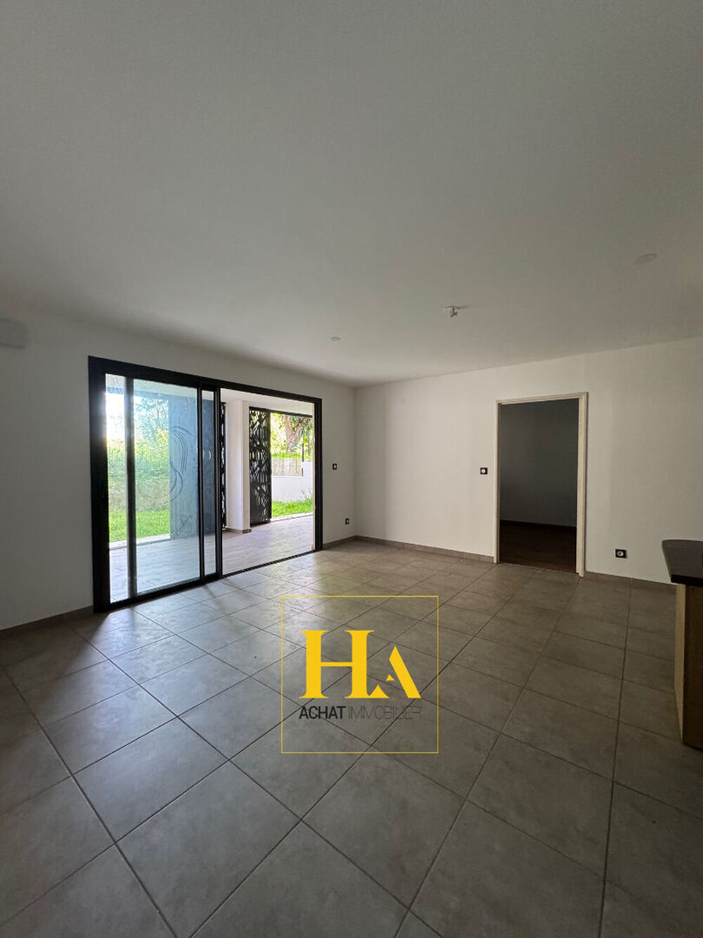 Vente Appartement Appartement T4  en rez de jardin à Saint Gilles les hauts Saint paul