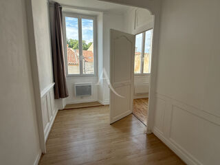  Appartement à louer 3 pièces 48 m²