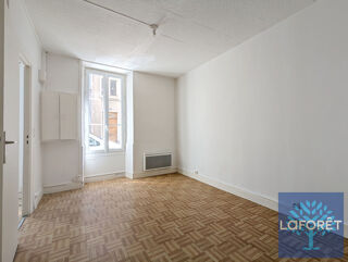  Appartement à louer 1 pièce 35 m²