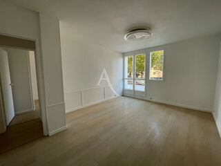  Appartement à louer 3 pièces 51 m²