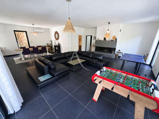  Maison à vendre 5 pièces 197 m²
