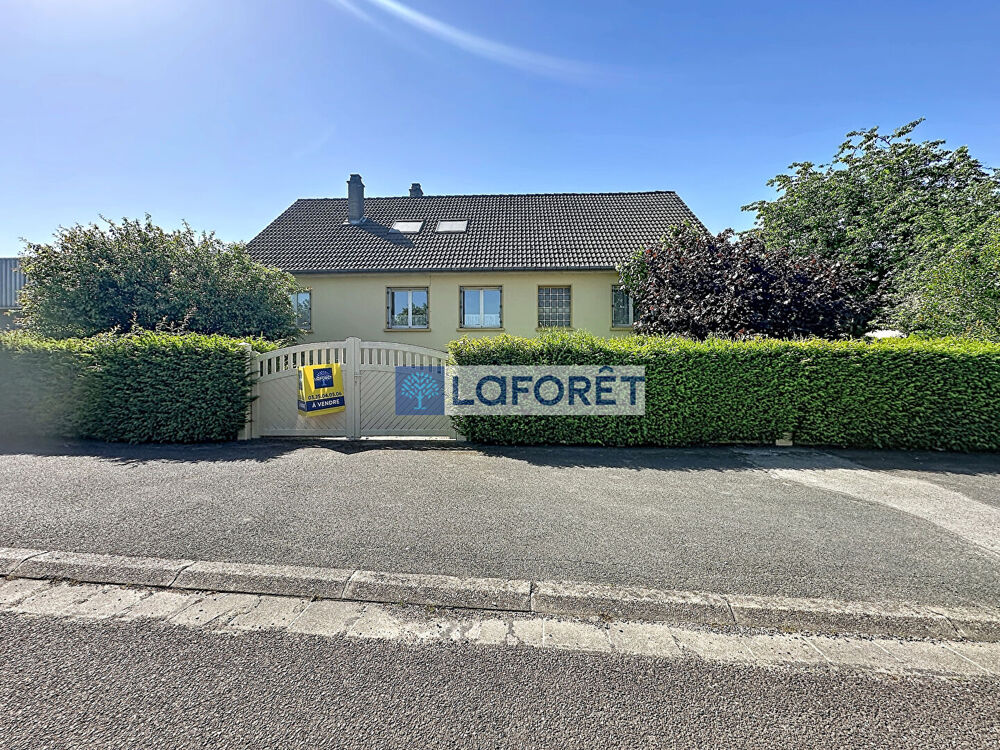 Maison 7 pièces 171 m² · à Froncles · 171 m² · 150 000 €