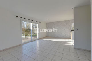  Maison à louer 4 pièces 83 m²