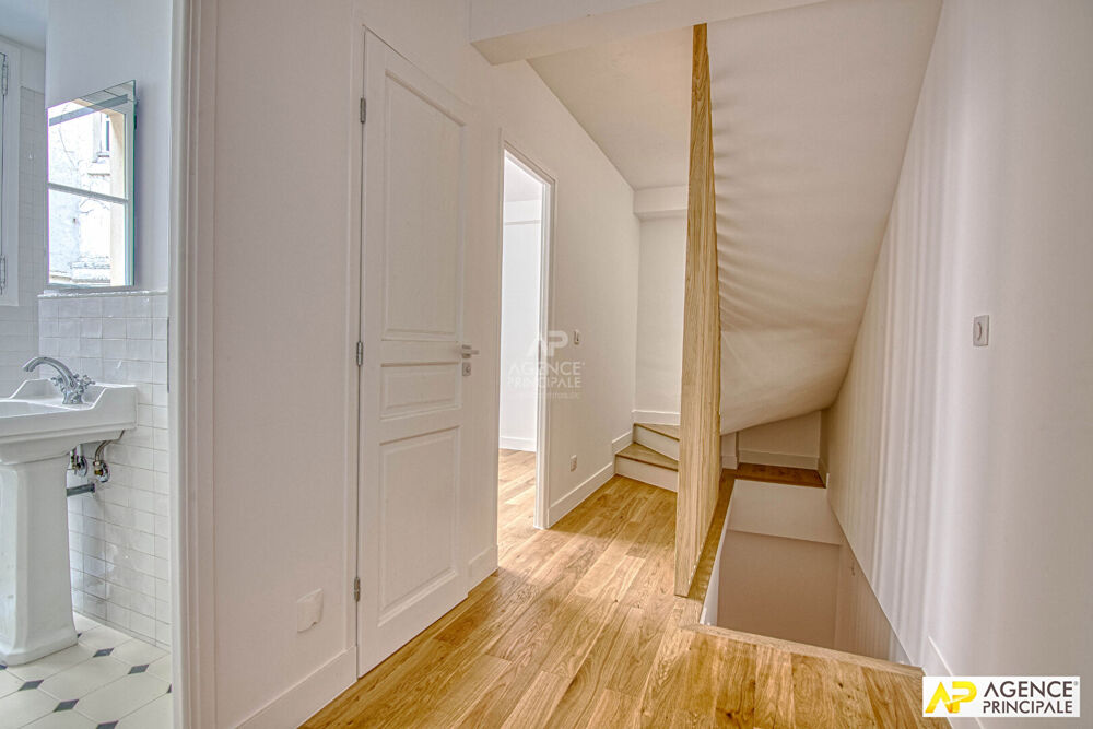 Vente Maison Versailles Notre-Dame Maison de ville en plein coeur du quartier de 4 pièces 95.25 m² au sol Versailles