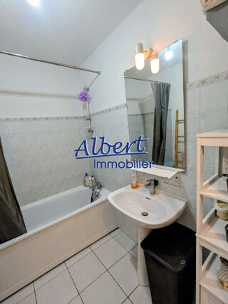  Appartement à louer 3 pièces 67 m²