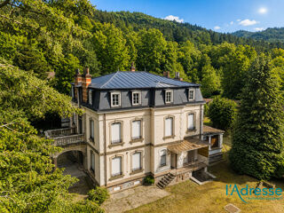  Villa à vendre 15 + pièces 1820 m²