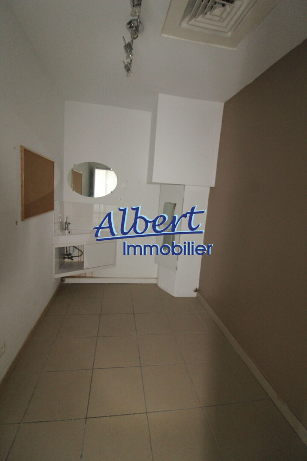   Bureaux Six Fours Les Plages 3 pièce(s) 36.49 m2 Six fours les plages