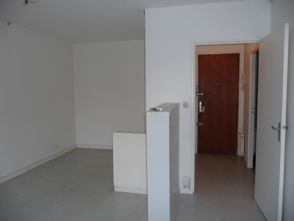 Location Appartement Appartement T1 (33 m²) en location à HÉROUVILLE ST CLAIR Herouville saint clair