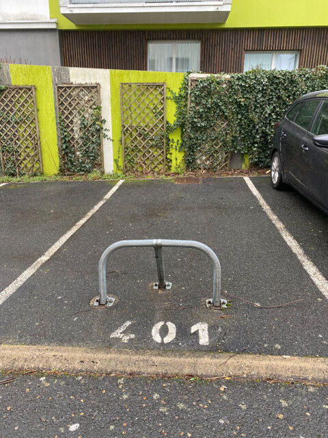  Parking / Garage � louer 