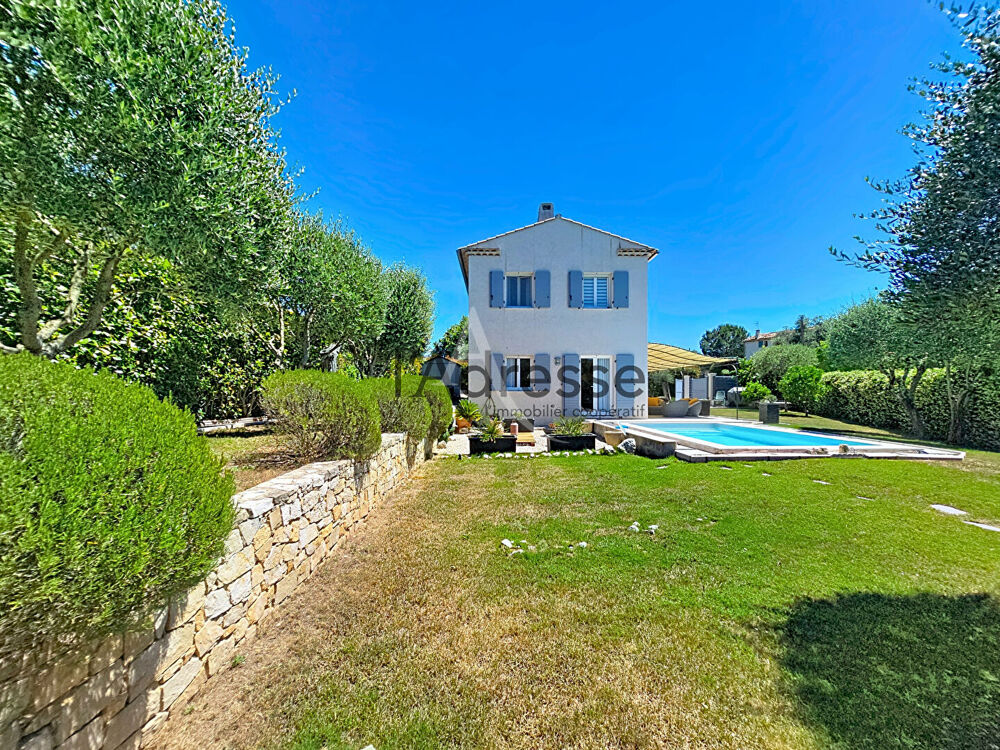 Magnifique Villa 4 pièces 115m² avec piscine à Grasse Saint-Jacques