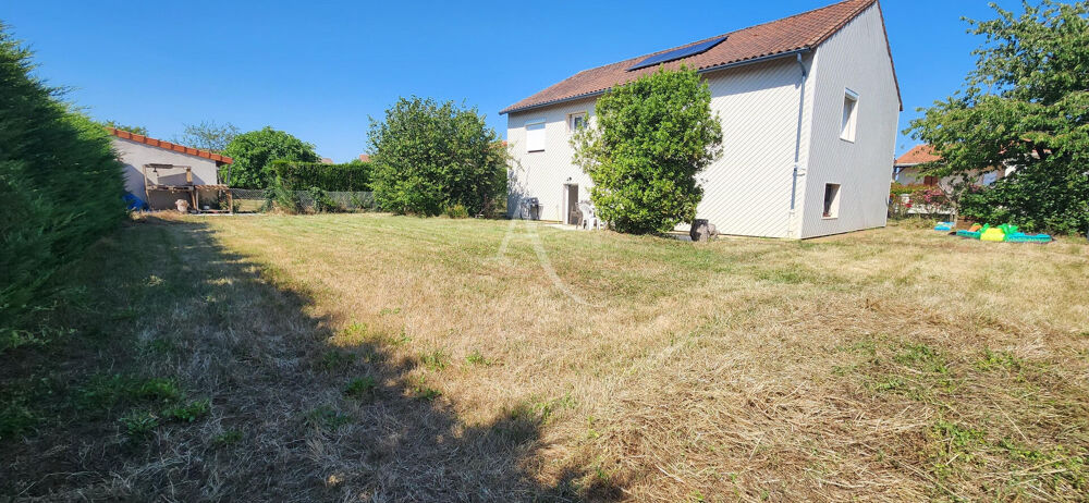 Vente Maison VIVONNE - 3 CHAMBRES - JARDIN - GARAGE Vivonne