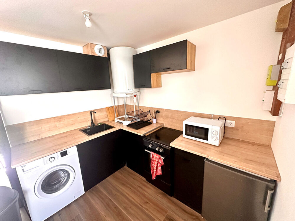 Location Appartement T1 meublé rénové avec extérieur Chateauroux