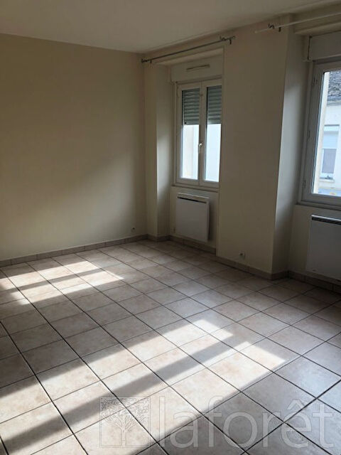   MAISSE - PLEIN CENTRE VILLE Appartement - 2 pièce(s) - 46 m²