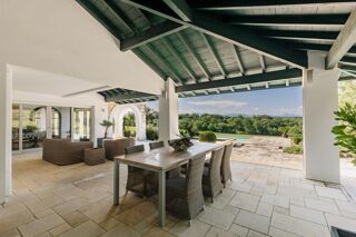  Villa � vendre 8 pi�ces 360 m�