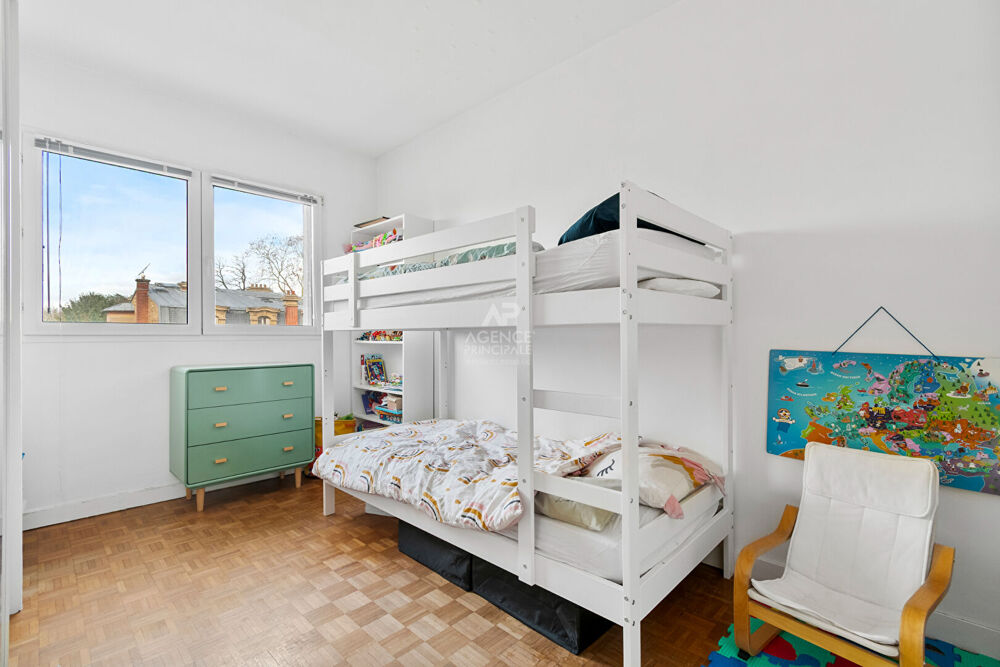 Appartement 4 pièces à vendre à Saint-Germain-en-Laye, secteur Forêt Hennemont