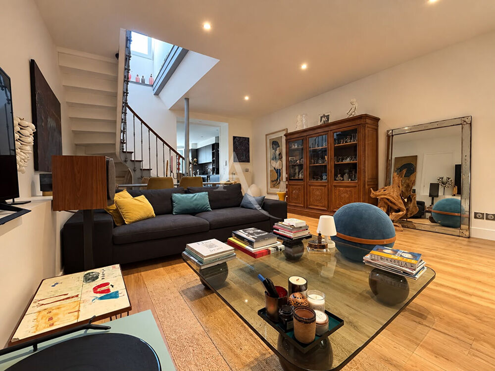Vente Maison MAISON DE VILLAGE DE CARACTÈRE 197 m² 4 CHAMBRES PISCINE EXTÉRIEUR INTIMISTE Gemil