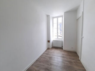  Appartement � louer 5 pi�ces 106 m�