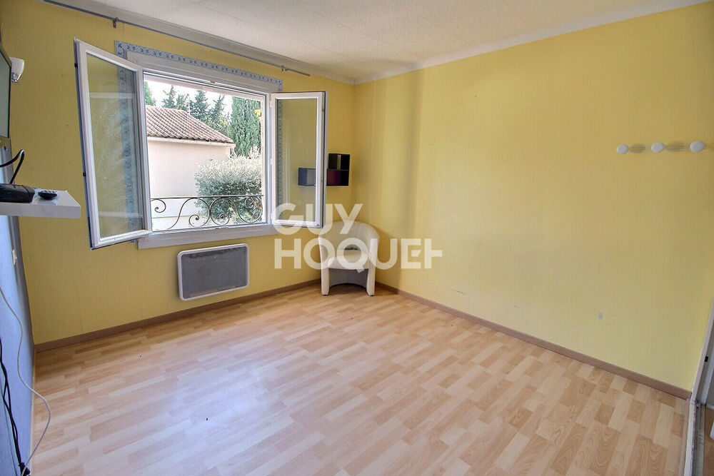 Villa lumineuse 3 chambres dont une chambre en rez de chaussée avec salle d'eau